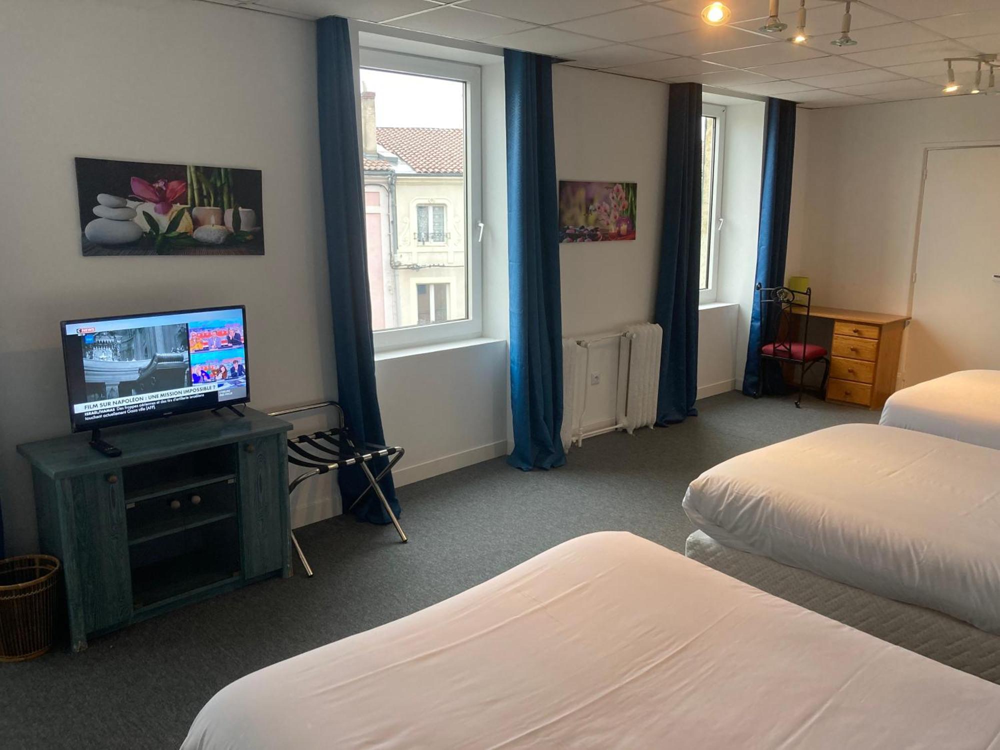 Aigle D'Or Otel Thiers Dış mekan fotoğraf