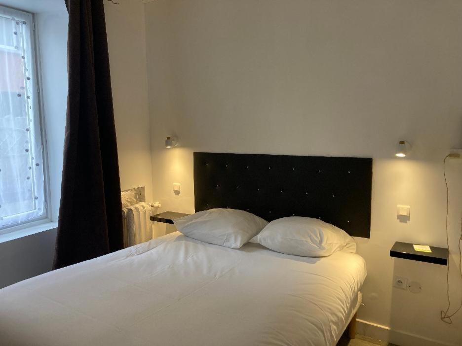 Aigle D'Or Otel Thiers Dış mekan fotoğraf