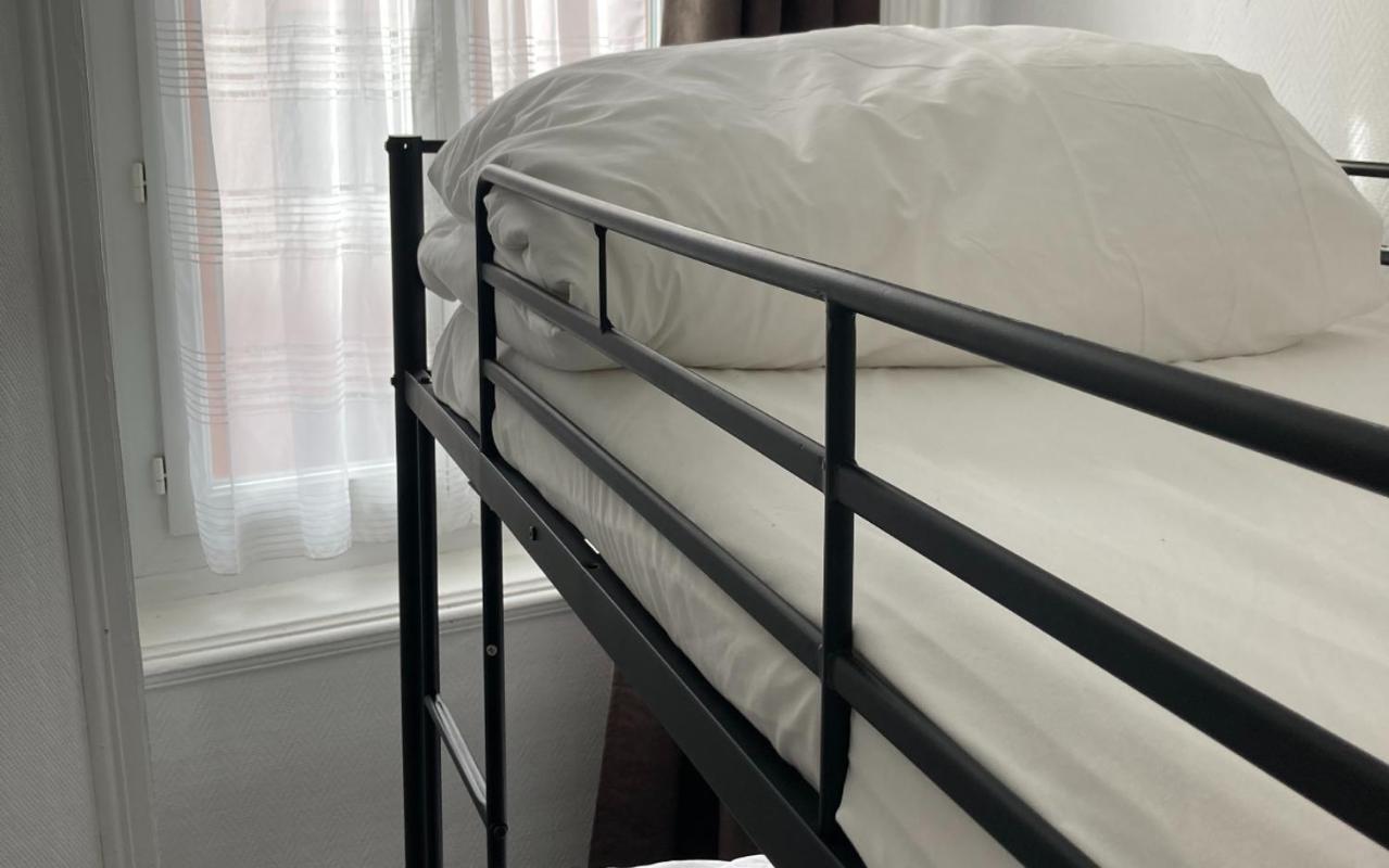 Aigle D'Or Otel Thiers Dış mekan fotoğraf